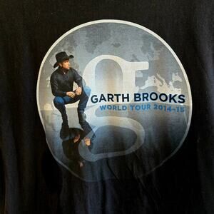 Garth Brooks World Tour 2014 Concert T shirt back dated and oversized